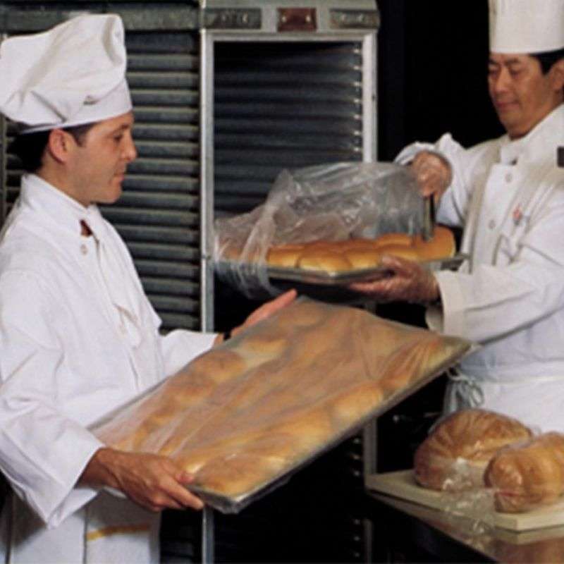 High Density Bun Pan Cover on Roll with Twist Tie, 0.5 Mil 27 x 37", 200 per Roll